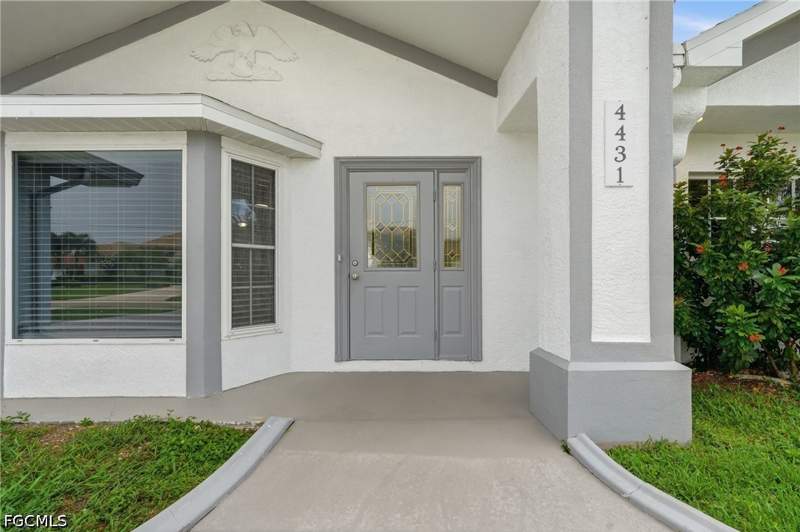 3 bedroom SingleFamilyResidence at 4431 SE 19th Ave, Cape Coral, Cape Coral — photo 2
