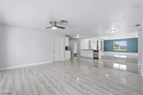 4431 SE 19th Ave, Cape Coral FL - photo 8 of 32