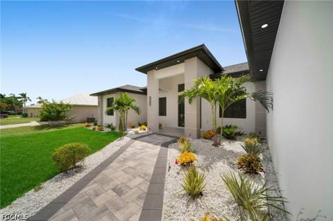 3916 SW 20th Ave, Cape Coral FL - photo 7 of 50