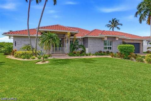 124 Stillwater Ct, Marco Island FL - photo 11 of 50