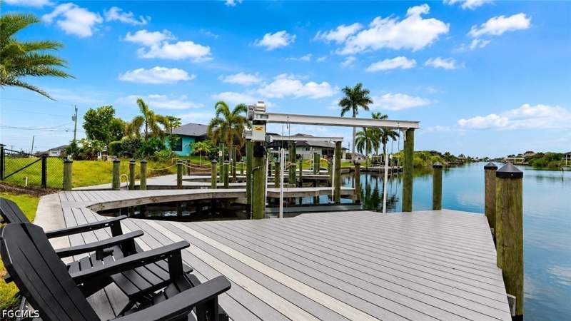 3 bedroom SingleFamilyResidence at 3611 Gulfstream Pkwy, Cape Coral, Cape Coral — photo 5