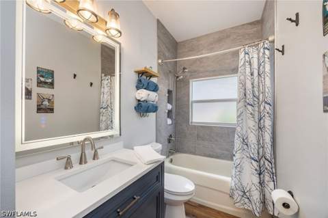 219 Glen Eagle Cir, Naples FL - photo 15 of 32