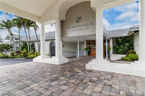 219 Glen Eagle Cir, Naples FL - photo 19 of 32