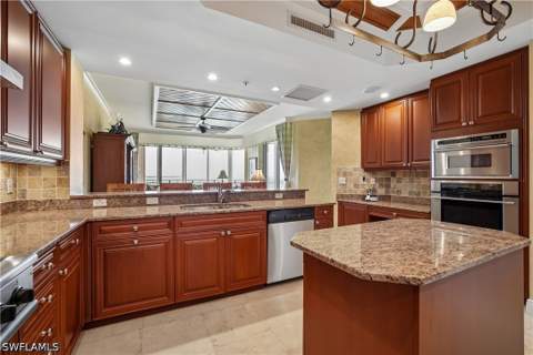 970 Cape Marco Dr 504, Marco Island FL - photo 9 of 44