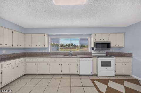 1418 SE 23rd Ter, Cape Coral FL - photo 7 of 26