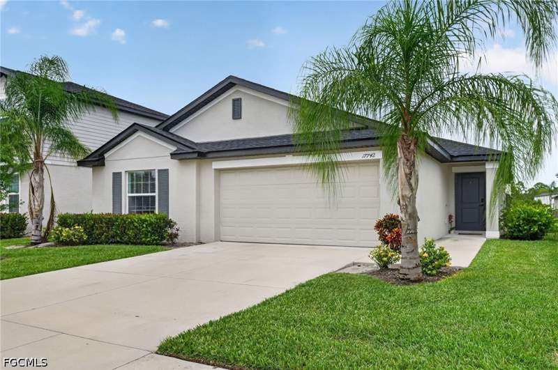 4 bedroom SingleFamilyResidence at 17742 Paradiso Way, Crane Landing, North Fort Myers — photo 3