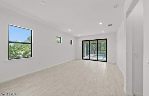 2094 Seville Ln, Naples FL - photo 14 of 29