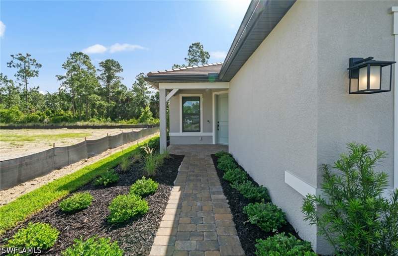 2 bedroom SingleFamilyResidence at 2094 Seville Ln, Terreno At Valencia, Naples — photo 4