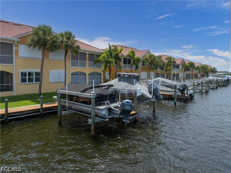 3 bedroom Condominium at 198 Shadroe Cove Cir 502, Blue Water, Cape Coral — photo 4
