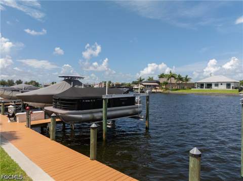 198 Shadroe Cove Cir 502, Cape Coral FL - photo 7 of 42