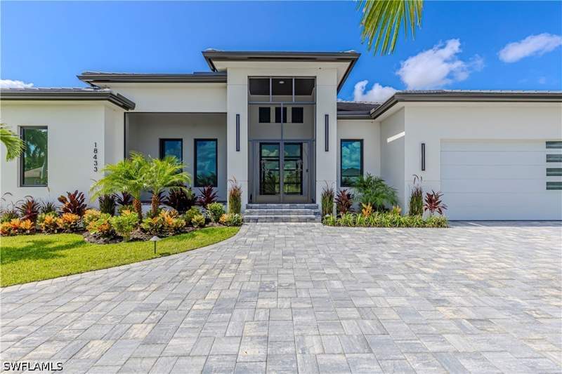 4 bedroom SingleFamilyResidence at 18433 Royal Hammock Blvd, Royal Palm Golf Estates, Naples — photo 2