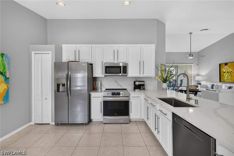 2 bedroom Condominium at 23546 Sandycreek Ter 507, Autumn Lake, Estero — photo 5