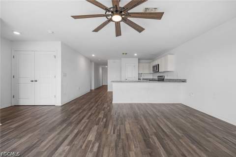 8043 Mangrove Cir, Labelle FL - photo 10 of 45