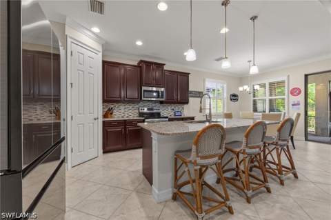 16423 Barclay Ct, Naples FL - photo 16 of 39