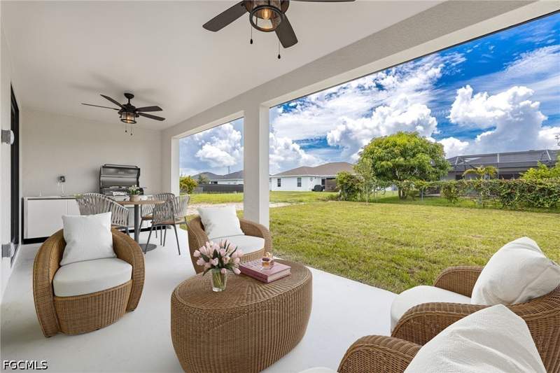 4 bedroom SingleFamilyResidence at 608 NW 3rd Ln, Cape Coral, Cape Coral — photo 4