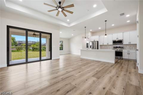 608 NW 3rd Ln, Cape Coral FL - photo 8 of 32
