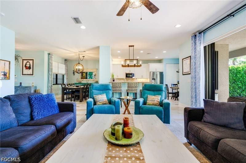 4 bedroom SingleFamilyResidence at 11717 Meadowrun Cir, Marina Bay, Fort Myers — photo 4