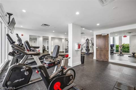 3443 Gulf Shore Blvd N 710, Naples FL - photo 22 of 25