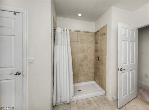 152 SE 27th Ter, Cape Coral FL - photo 17 of 38