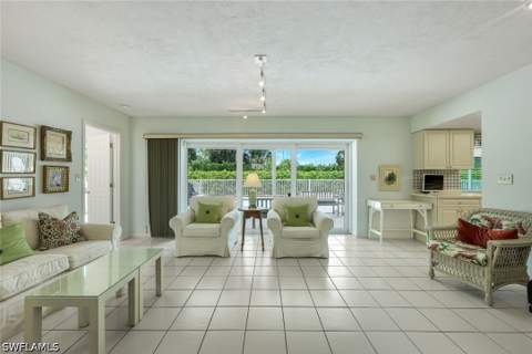 1839 Imperial Golf Co Blvd, Naples FL - photo 10 of 43