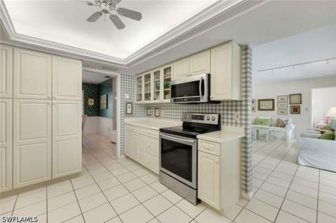 1839 Imperial Golf Co Blvd, Naples FL - photo 14 of 43