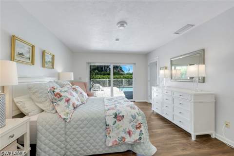 1839 Imperial Golf Co Blvd, Naples FL - photo 20 of 43