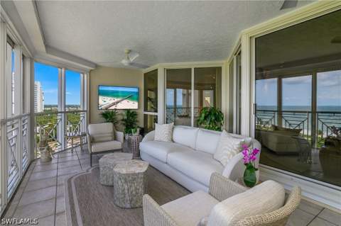4021 Gulf Shore Blvd N 903, Naples FL - photo 11 of 23