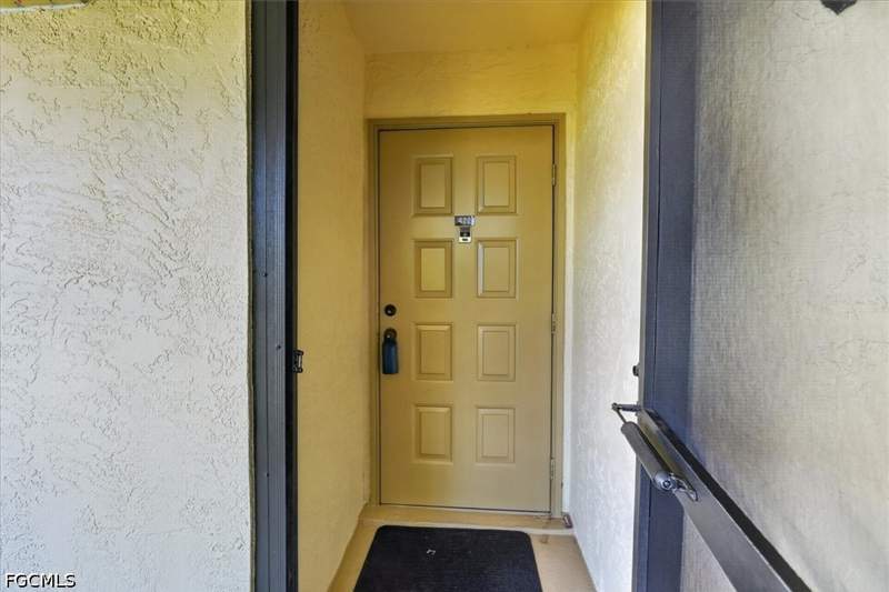 2 bedroom Condominium at 12601 Kelly Sands Way 422, Terrace, Fort Myers — photo 4
