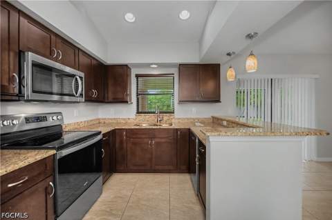 20 NE 20th Ave, Cape Coral FL - photo 14 of 43