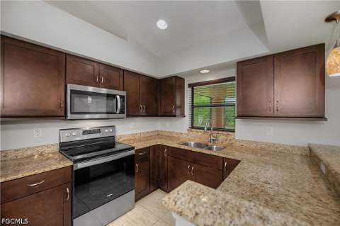 20 NE 20th Ave, Cape Coral FL - photo 15 of 43