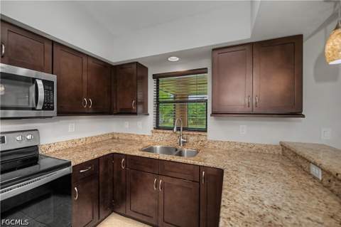 20 NE 20th Ave, Cape Coral FL - photo 16 of 43