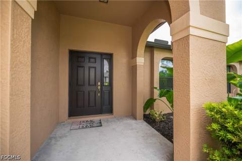 20 NE 20th Ave, Cape Coral FL - photo 6 of 43
