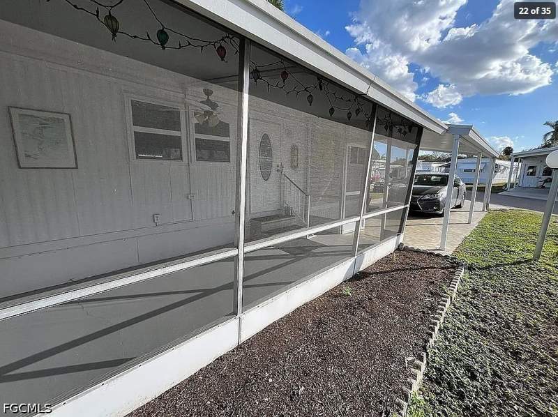 2 bedroom ManufacturedHome at 5558 Palm Beach Blvd 54, Sun-N-Fun Mobile Home Village, Fort Myers — photo 2
