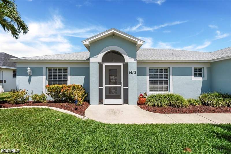 3 bedroom SingleFamilyResidence at 1413 SE 36th Ter, Cape Coral, Cape Coral — photo 4