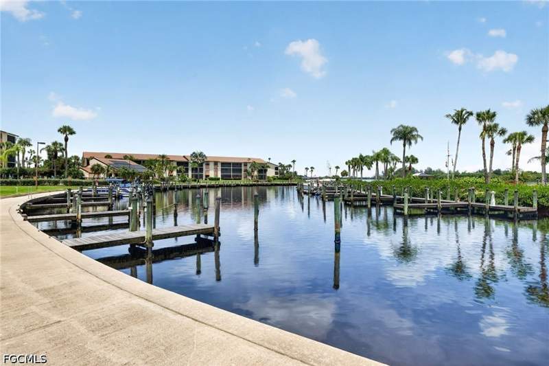 2 bedroom Condominium at 16050 Bay Pointe Blvd 106, Bay Pointe Yacht & Racquet Club, North Fort Myers — photo 4
