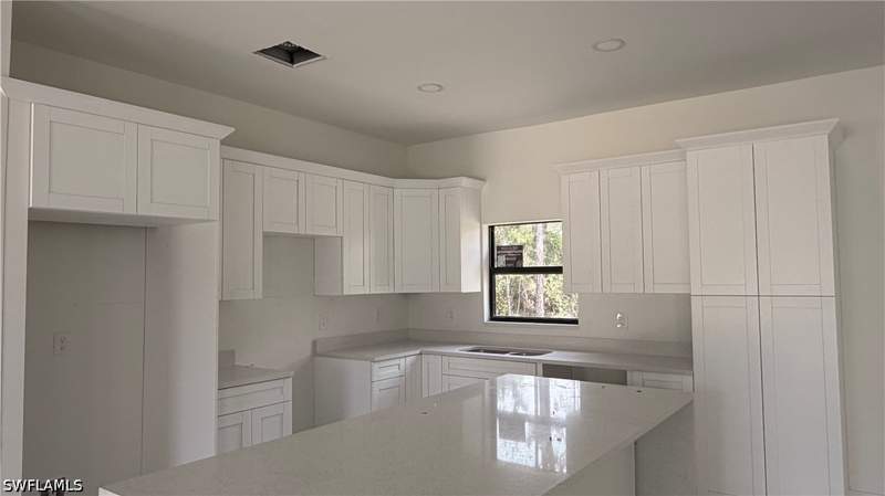 3 bedroom SingleFamilyResidence at 5233 44 St NE, Golden Gate Estates, Naples — photo 3