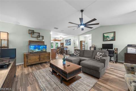 519 NW 26th Pl, Cape Coral FL - photo 11 of 50