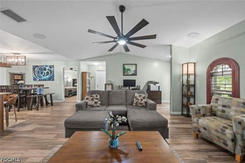 519 NW 26th Pl, Cape Coral FL - photo 12 of 50
