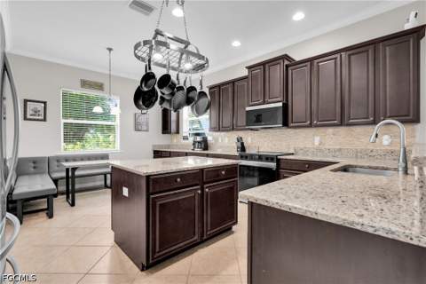 1804 Cayon Ct, Cape Coral FL - photo 6 of 51