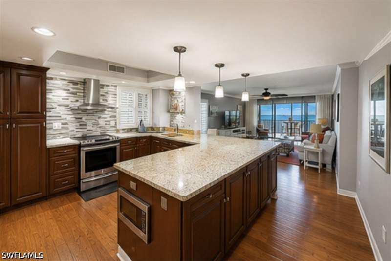 3 bedroom Condominium at 3350 N Key Dr 701, North Shore Place, North Fort Myers — photo 3