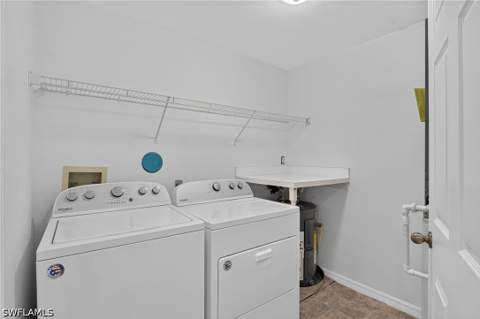 328 Bradstrom Cir E101, Naples FL - photo 20 of 27