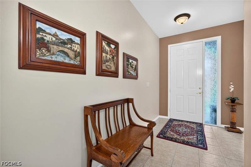3 bedroom SingleFamilyResidence at 11237 Lakeland Cir, Silverlakes, Fort Myers — photo 3