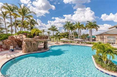 14541 Legends Blvd N 105, Fort Myers FL - photo 24 of 37