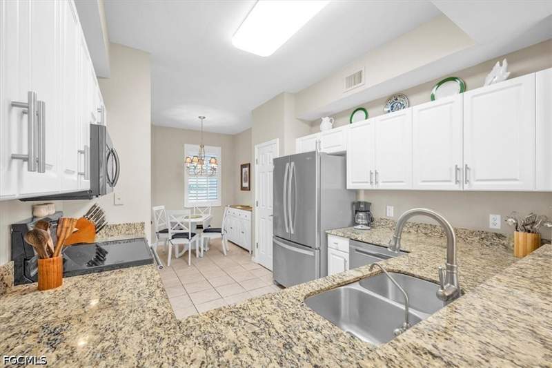 2 bedroom Condominium at 14541 Legends Blvd N 105, Longhurst III, Fort Myers — photo 4