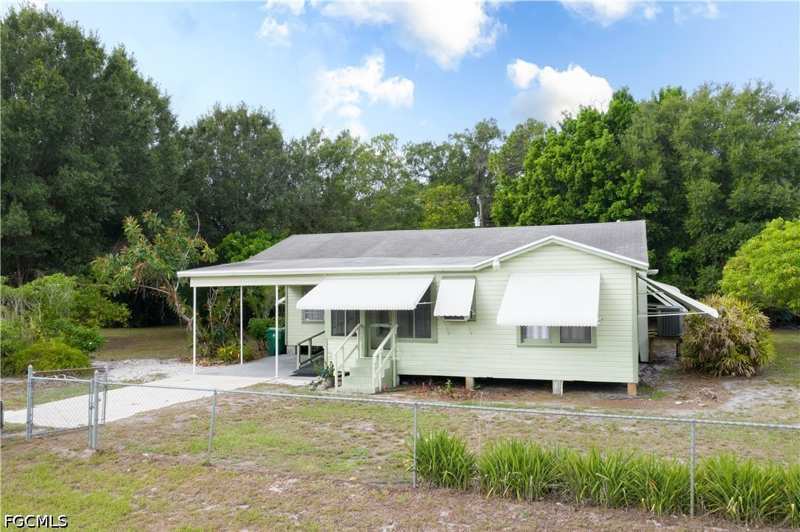 3 bedroom SingleFamilyResidence at 507 Jefferson Ave W, Immokalee Highlands, Immokalee — photo 1