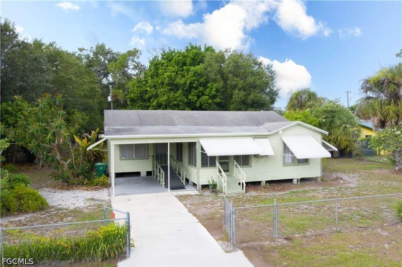 3 bedroom SingleFamilyResidence at 507 Jefferson Ave W, Immokalee Highlands, Immokalee — photo 3