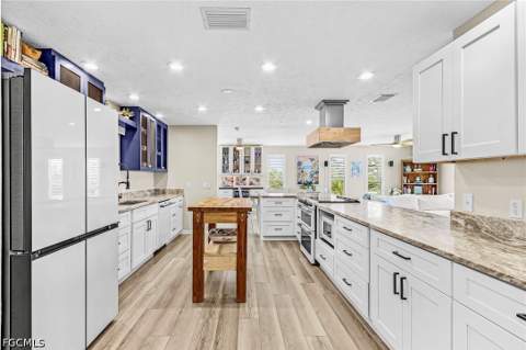 12303 Cristi Way, Bokeelia FL - photo 15 of 50