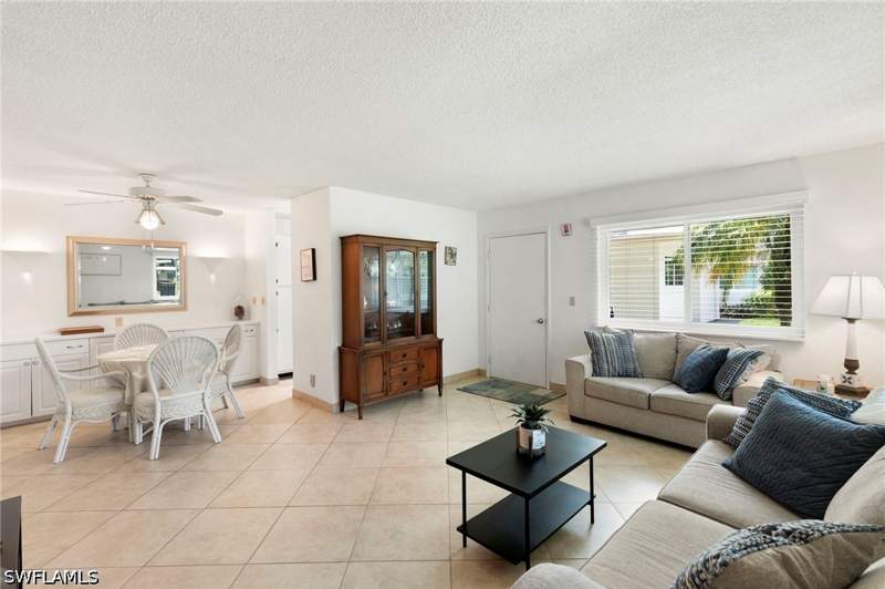 2 bedroom Condominium at 766 Central Ave 119, Central Garden, Naples — photo 4
