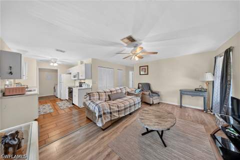 10020 Carolina St 22, Bonita Springs FL - photo 10 of 37