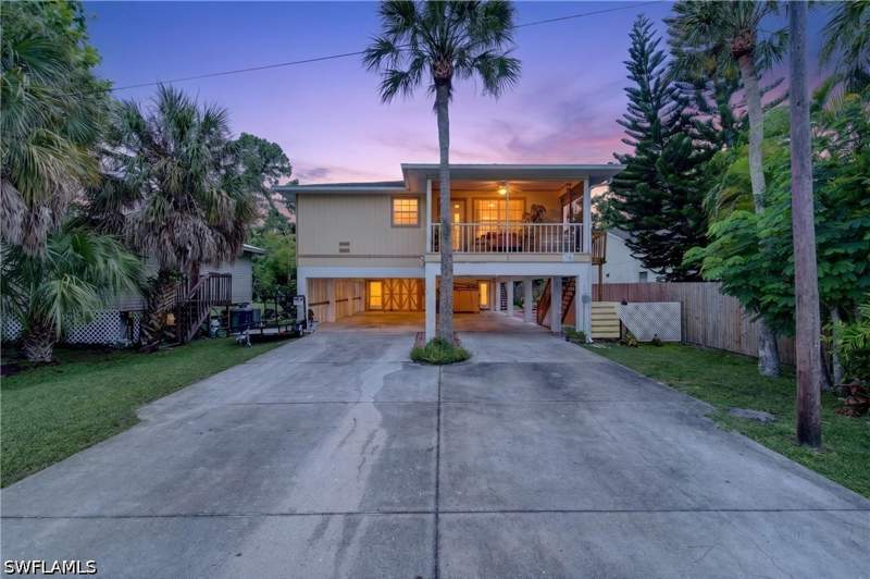 3 bedroom SingleFamilyResidence at 10020 Carolina St 22, Heitmans, Bonita Springs — photo 2